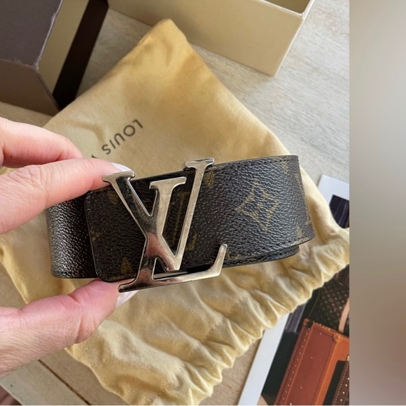 Authentic Louis Vuitton Belt with receipt size 40 - Picture 1 of 9